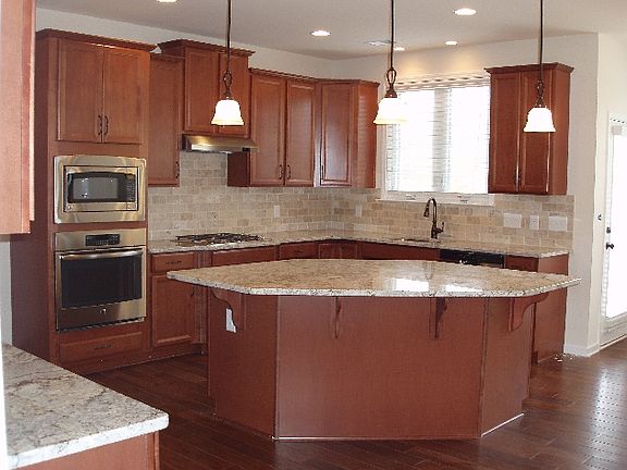 Gorgeous gourmet kitchen