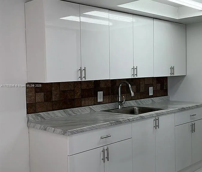6051 Arthur St #14 — Photo 7