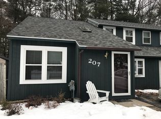 207 Thimbleberry Rd, Malta, NY 12020