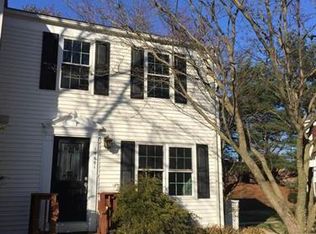10601 Tuppence Ct, Rockville, MD 20850