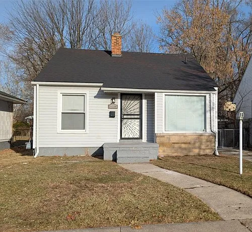 21338 Pembroke Ave Photo 1