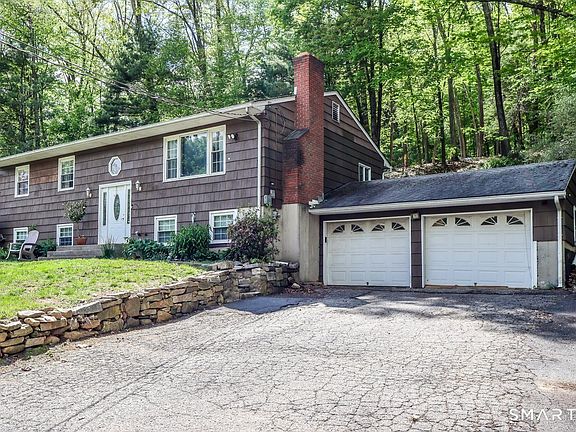 3rd image of 5 Connelly Road