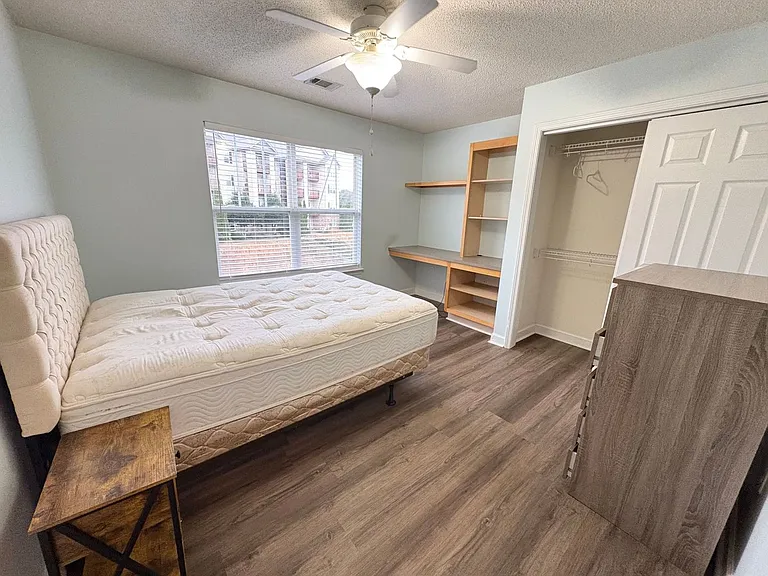 731 Harts Cove Way — Photo 22
