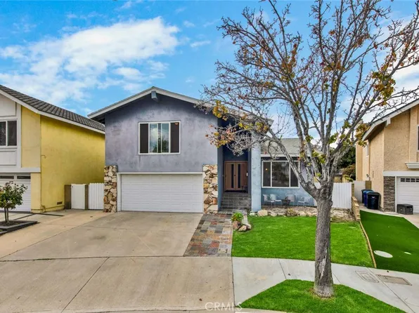 11261 Montserrat St, Cypress, CA 90630