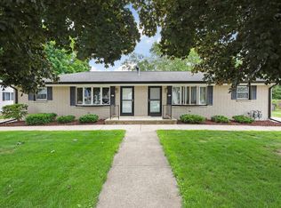 512 Randolph St #514, Mishicot, WI 54228