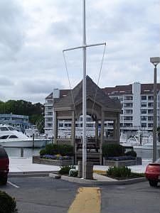 1st image of 415 Harbour Pt APT 102