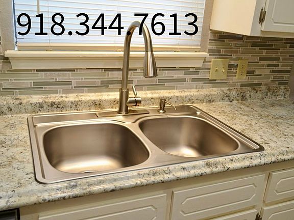 stainless steel kitchen sink