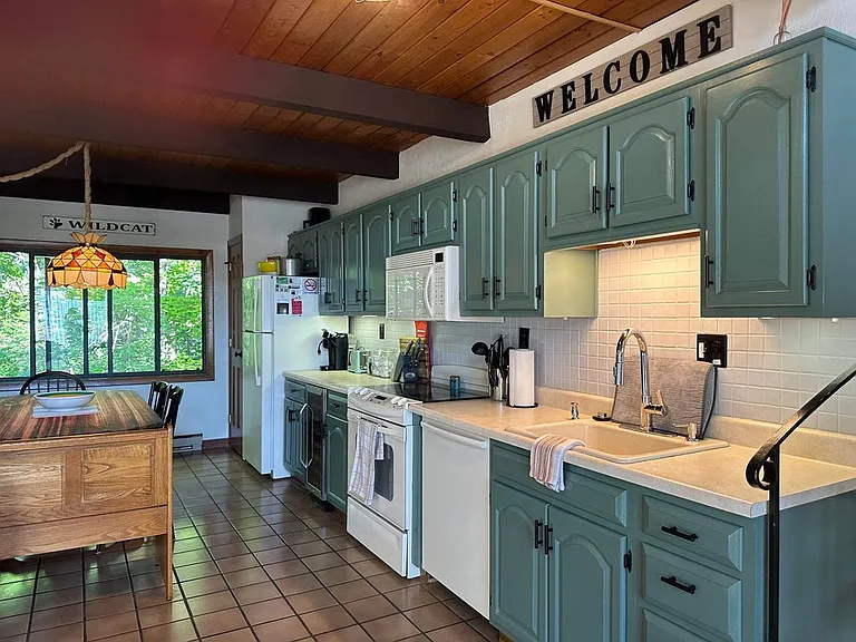 44 Linderhof Golf Course Rd #D-8 — Photo 4