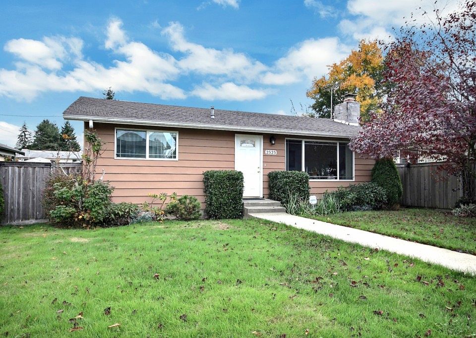 1st image of 2525 55th Ave NE