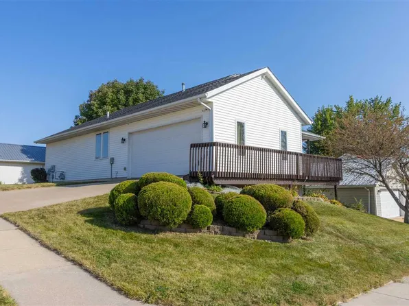 530 Tulip Ct, Tiffin, IA 52340