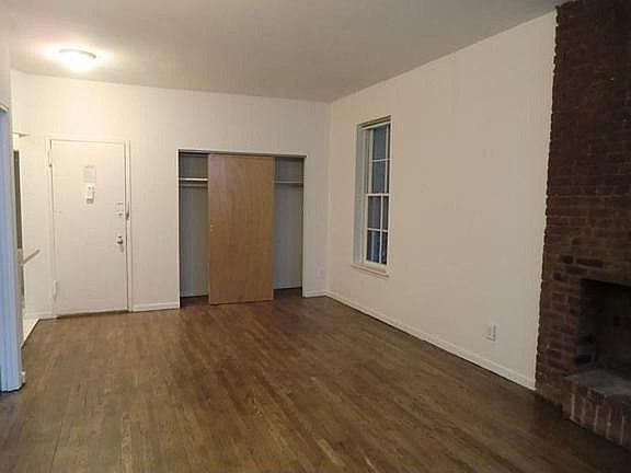 4th image of 112 E 11th St APT 3D