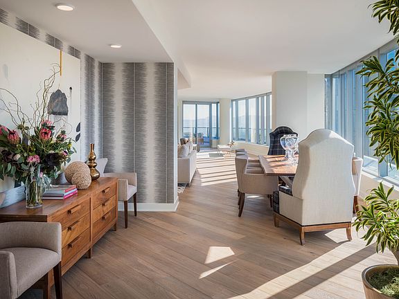 4th image of 201 Folsom St APT 36A