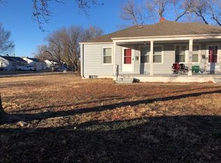 1302 E Kinkaid St #1302, Wichita, KS 67211