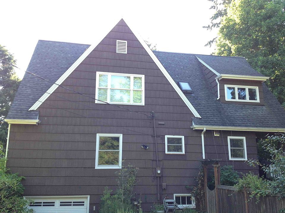 2nd image of 3201 NE 92nd St