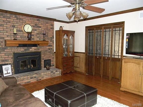 2nd image of 4533 Bryncastle Pl