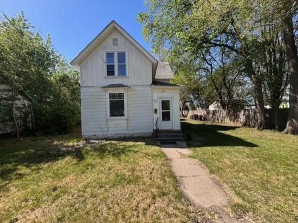 1913 18th Ave, Rockford, IL 61104