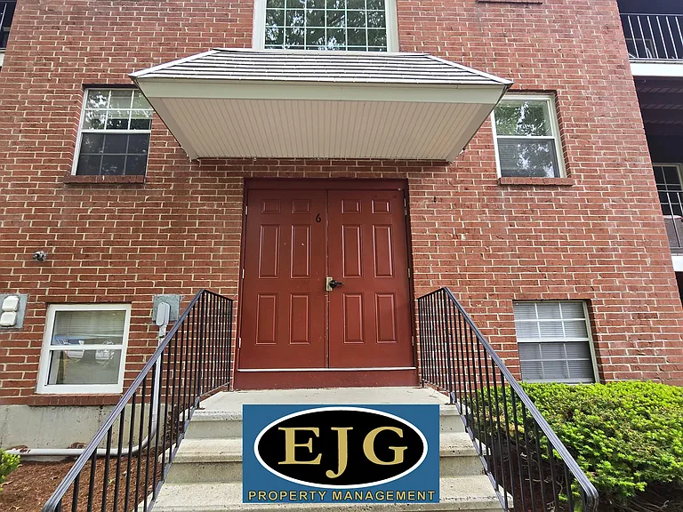 6 Louisburg Sq #8 — Photo 44