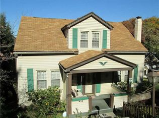 37 Forest Rd, Ambridge, PA 15003