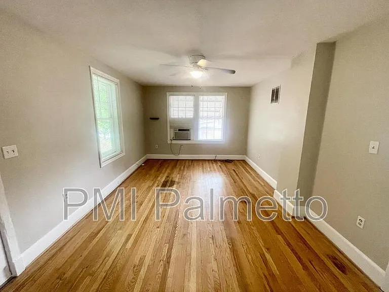 1717 Burnham St — Photo 7