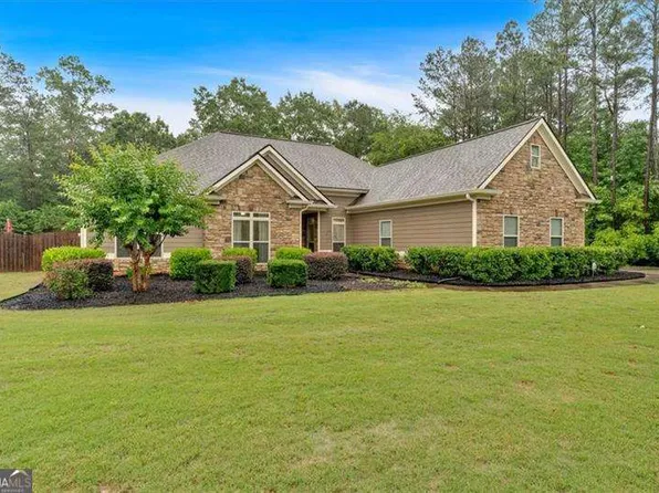 7030 Mandevilla Ln, Douglasville, GA 30135