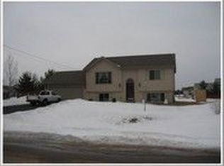 3011 Worthington Pl, Plover, WI 54467