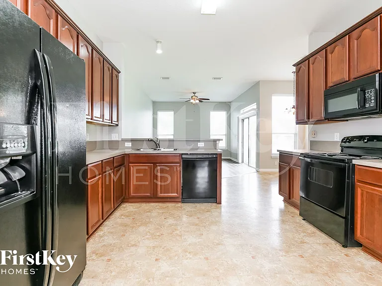 13940 Fish Eagle Dr E — Photo 9
