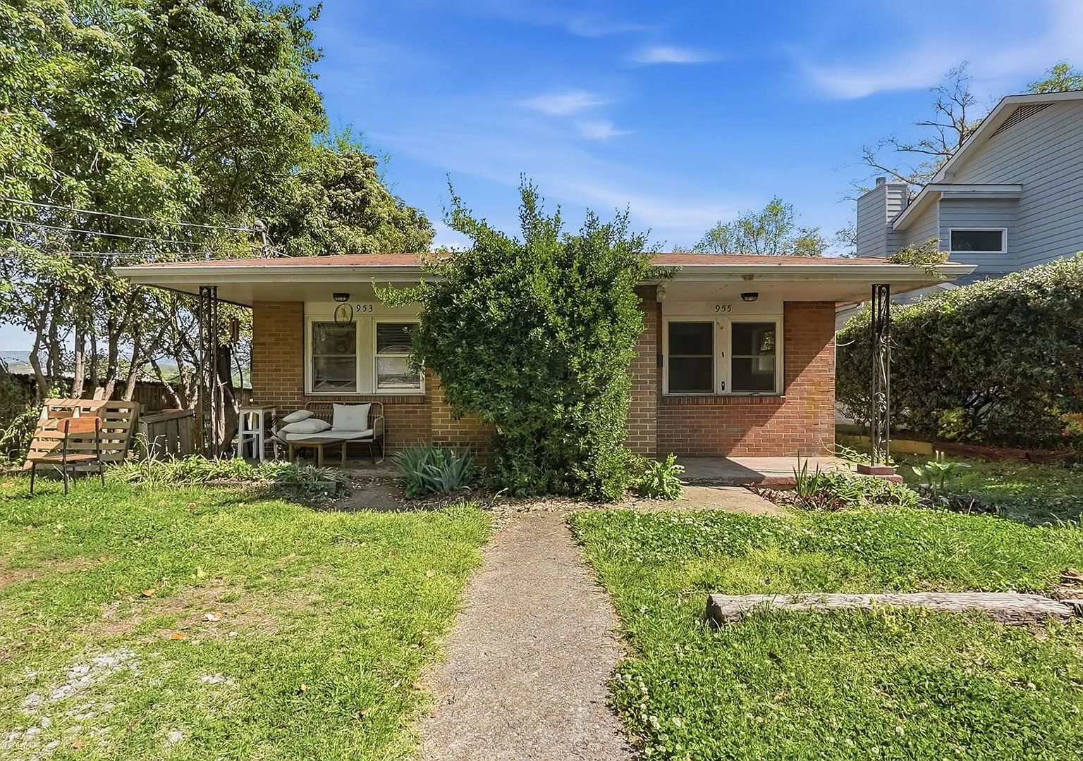 Great 2 bedroom close to UTC! — Photo 1