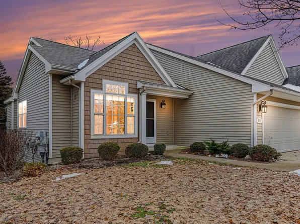 2141 Gray Oak Cv, Portage, MI 49024