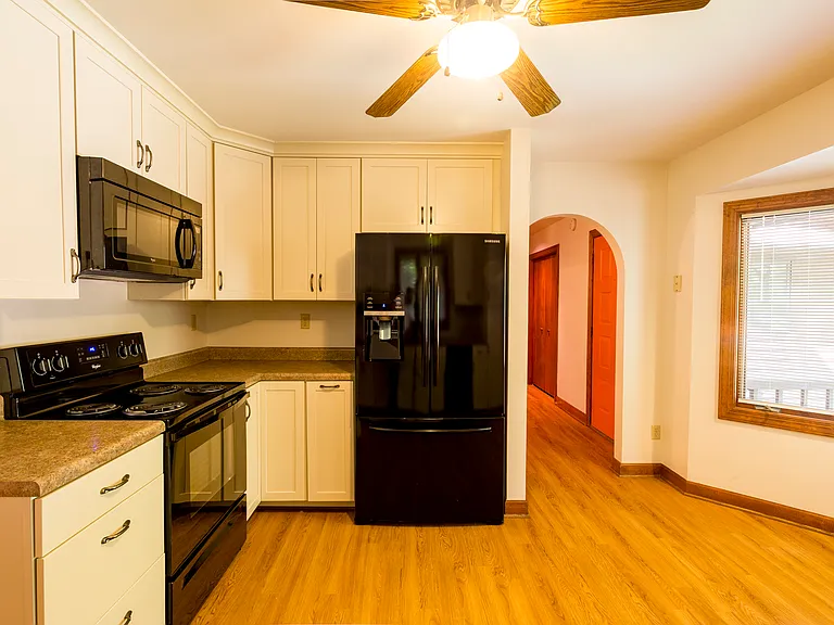 4758 Deer Park Ln — Photo 26