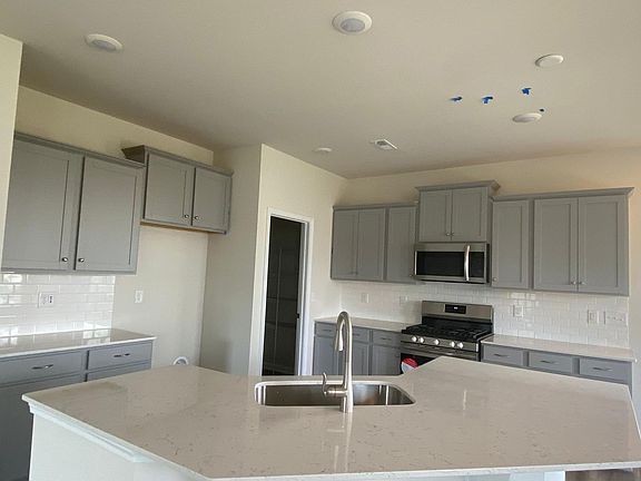 4th image of 108 Kelham Ln