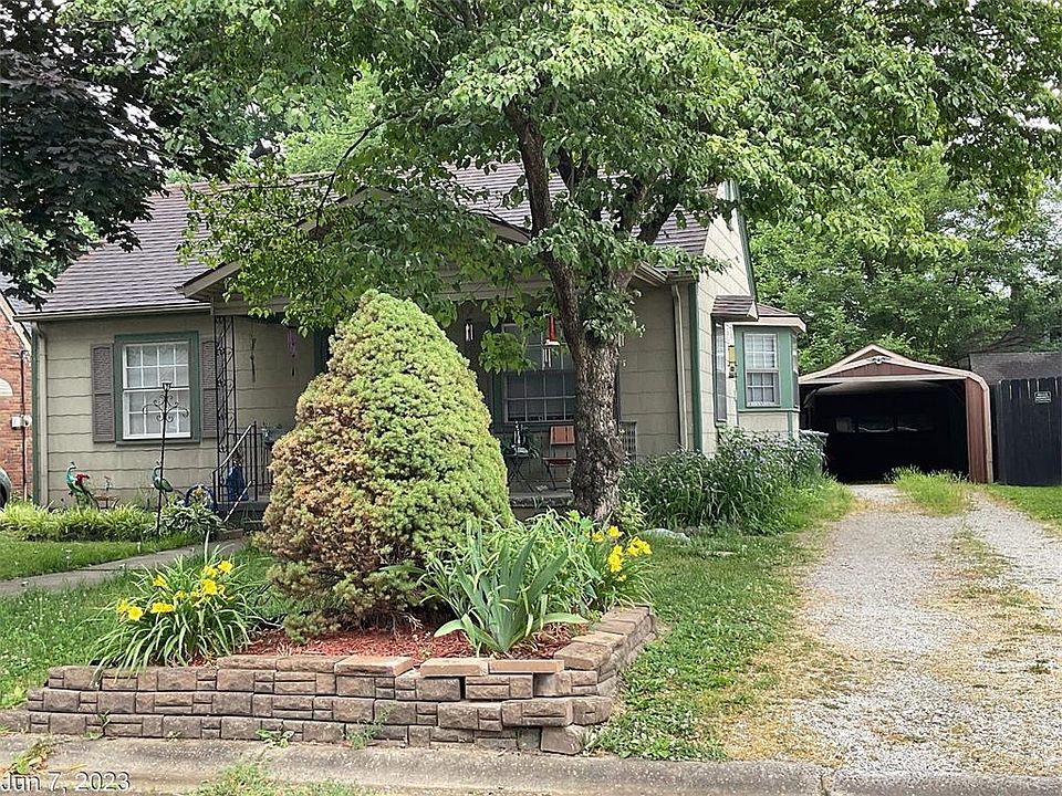 1st image of 804 E 20th St