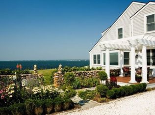 22 Point Rd, Marion, MA 02738