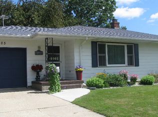 1305 Borton Ave, Essexville, MI