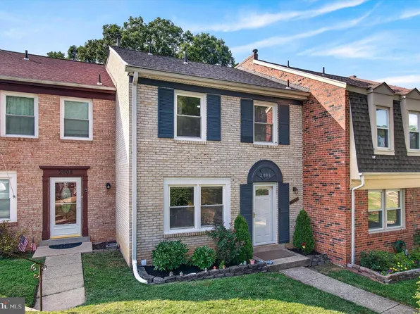 2006 Mayflower Dr, Woodbridge, VA 22192