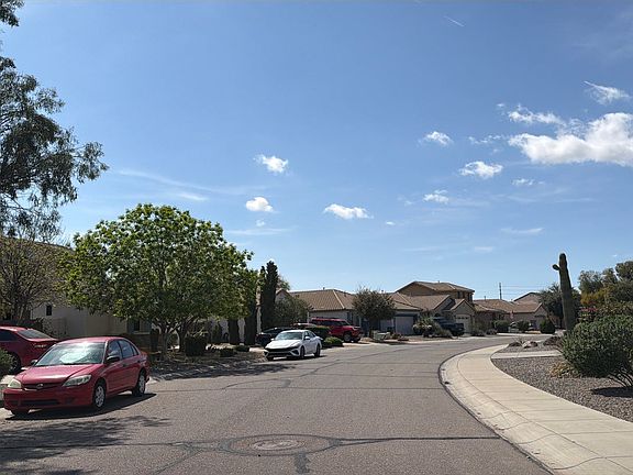 4th image of 1138 W Stephanie Ln