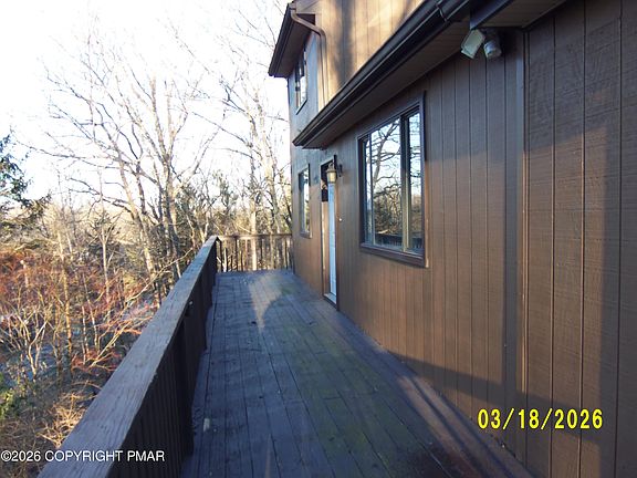 4th image of 240 Powderhorn Rd