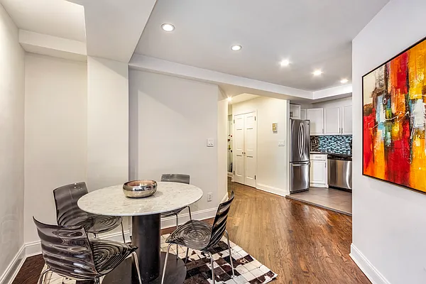 Sold by Compass | media 2