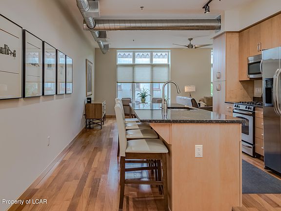 4th image of 14 E Northampton St