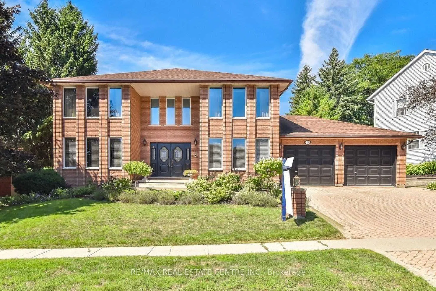 4 bed, $3,599 — Photo 1