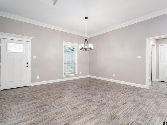 3rd image of 11885 County Road 4102