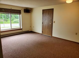 735 Main St #B, Monmouth, ME 04259