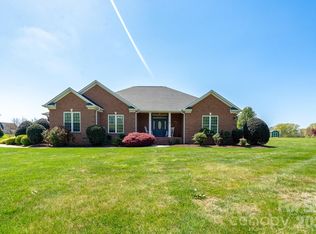 611 Davis Farm Rd, Salisbury, NC 28147