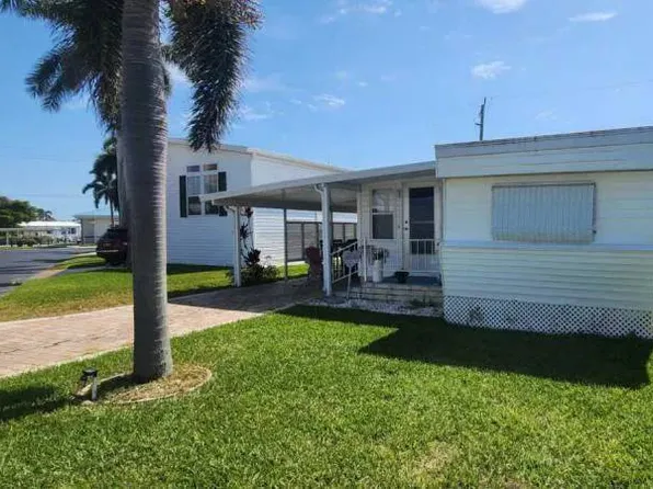 218 Pier B, Naples, FL 34112