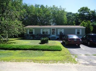 87 Valley Rd, Wells, ME 04090