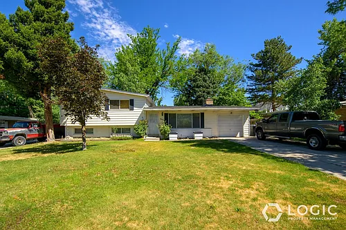 1911 E Cecelia Cir #1911 CECILIA CIRCLE Photo 1