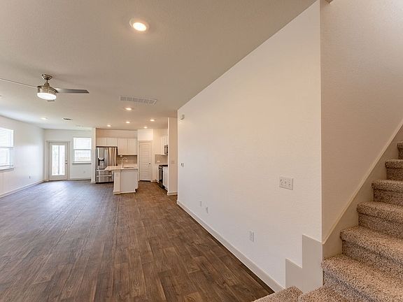3rd image of 14313 Cantarra Dr