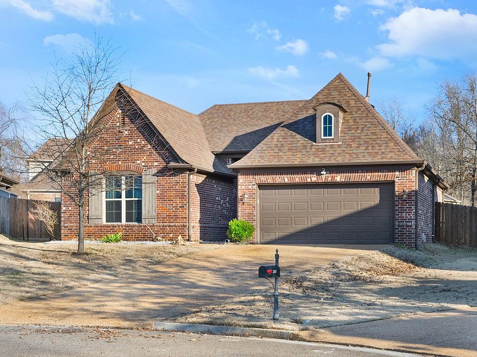 1st image of 195 Willow Springs Ln
