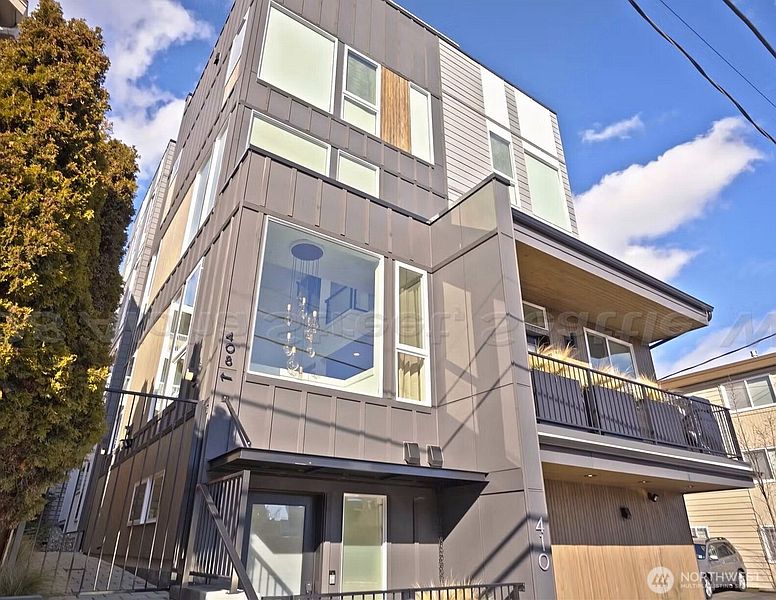 2nd image of 408 Aloha Street
