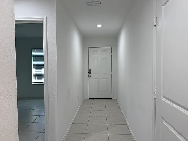 348 Dry Canyon Way — Photo 2