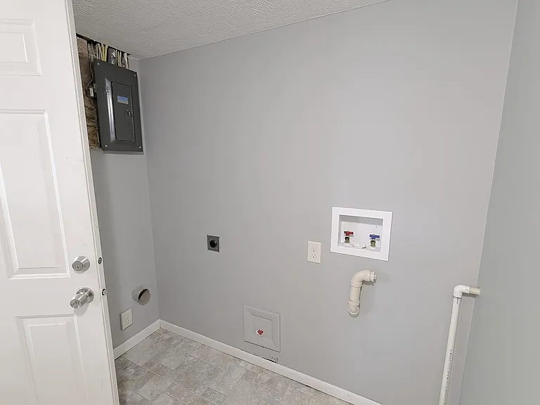 1025 Kent St — Photo 18